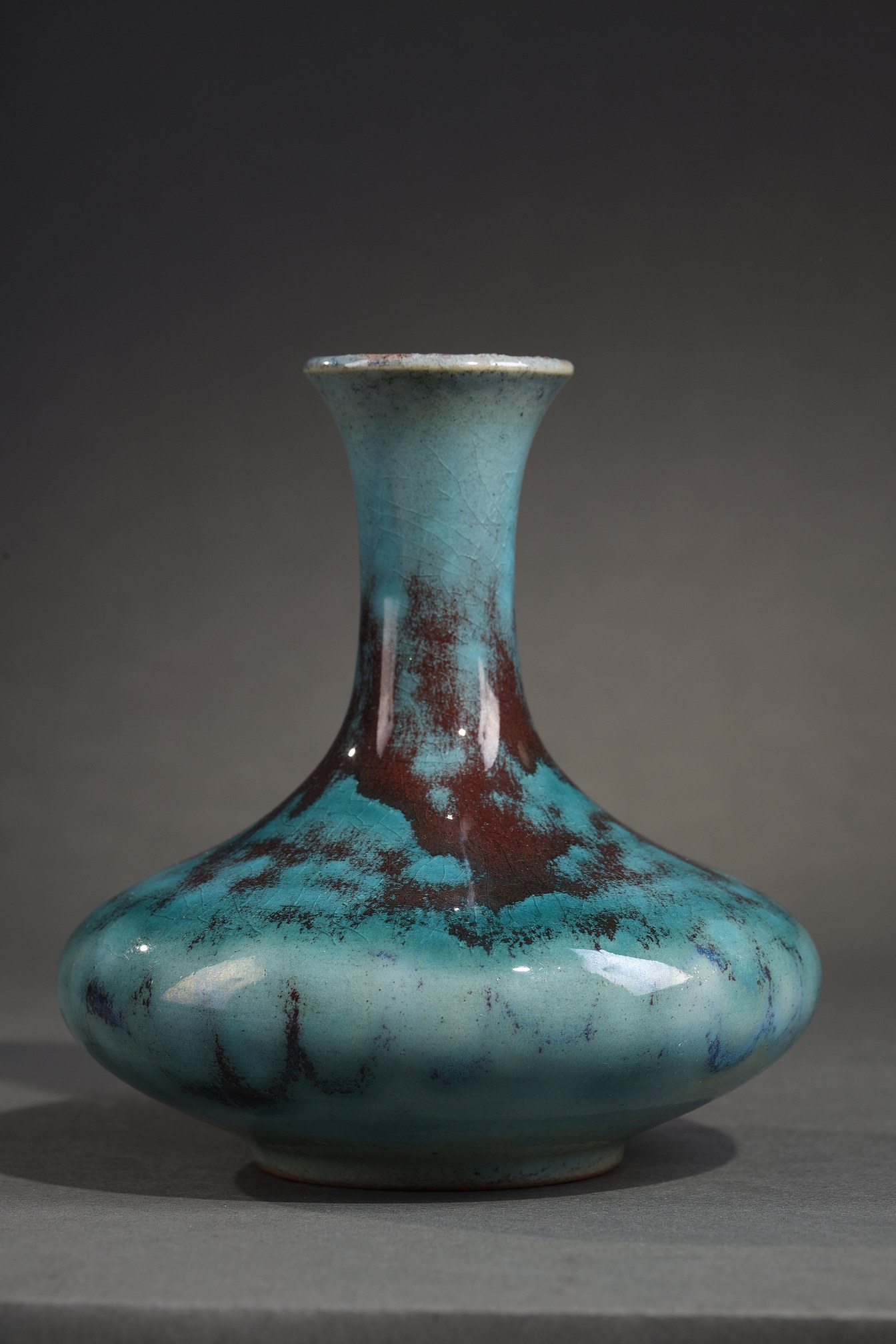 Petit vase d’essai - Manufacture nationale de Sèvres daté 1897